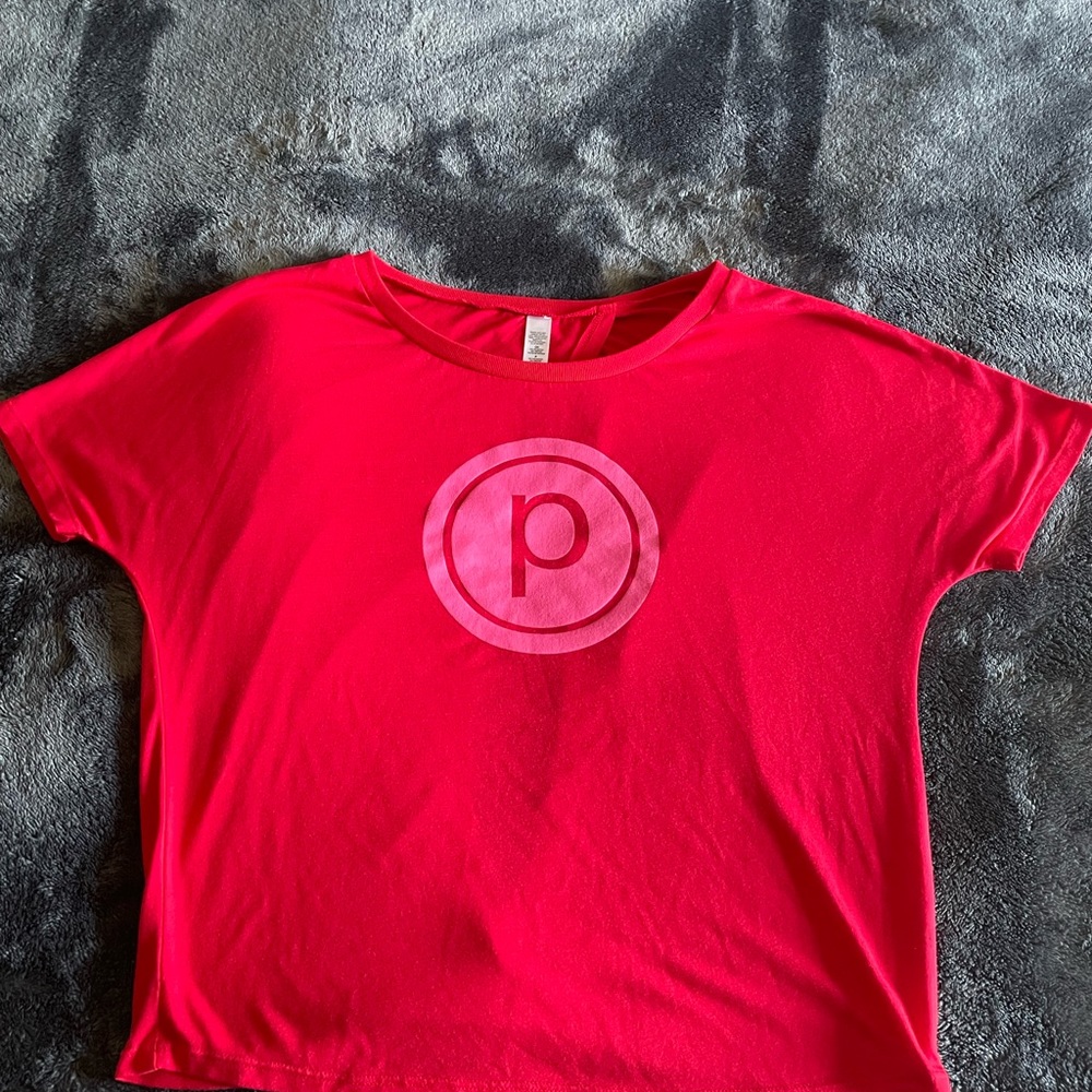 Pure Barre crop tee size small